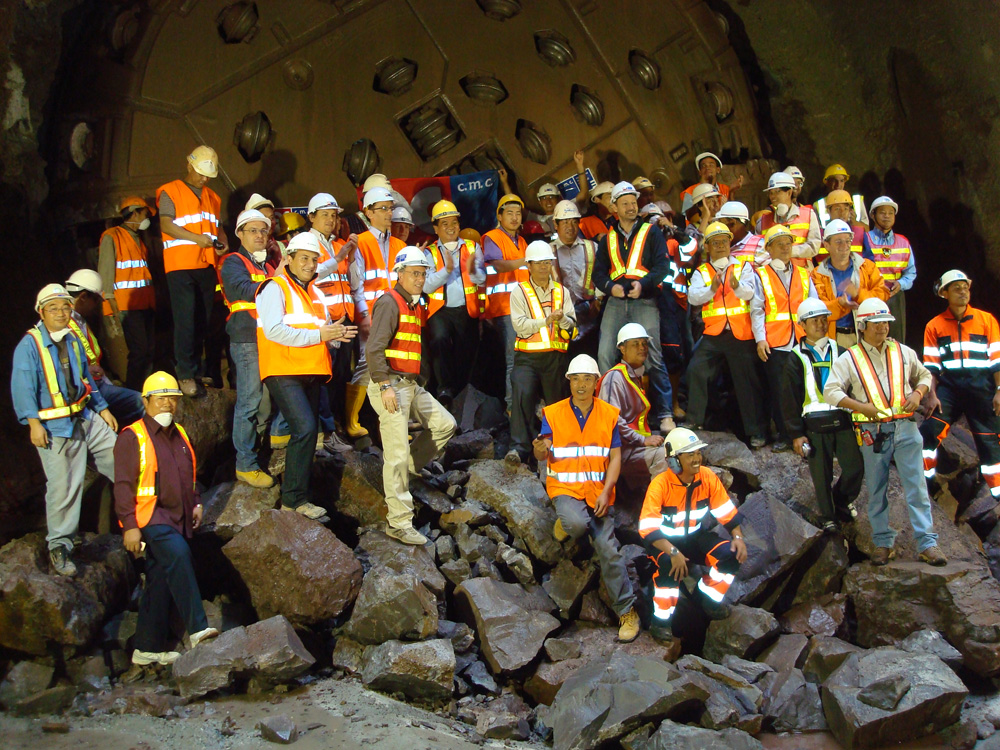 il gruppo di lavoro del Theun Hinbuoun Expansion Project in Laos